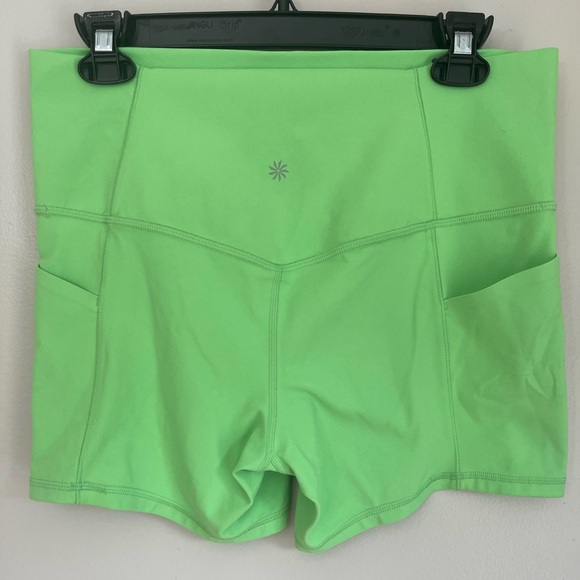 Athleta Lime Green Salutation Stash Pocket ll 5” Short - Picture 3 of 5